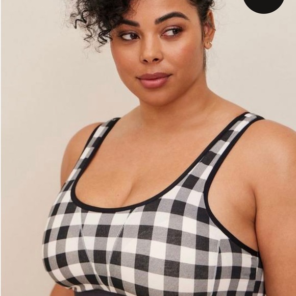 Torrid - Picture 4 of 6